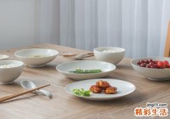 老人吃饭噎住了怎么办 如何预防在吃饭时噎住