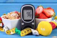 产后进补美食——章鱼花生猪脚汤