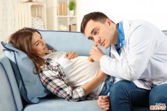 准妈妈看电视的小学问