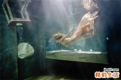 脚背肿是什么原因