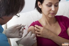 打新冠疫苗前生病就不能打吗 打完新冠疫苗嗓子疼能吃药吗