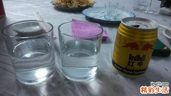 过量喝白酒危害大 白酒兑红牛喝损害心脏