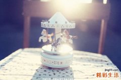 2 小孩子坐私家车要注意什么
