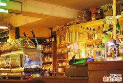 指尖上的爱 给婴儿洗澡做抚触