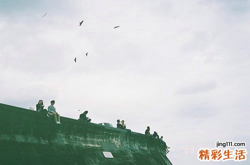 2 身上长痣小心癌变