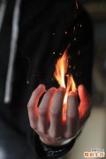 2 职场丽人午休做12件养生小事