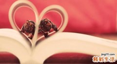 婴儿多久可以坐