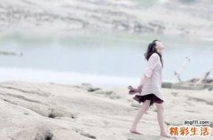乳房外扩的按摩手法