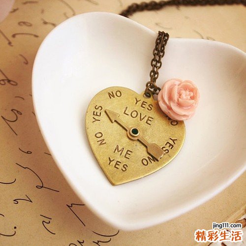 出现哪些症状应考虑甲状腺疾病?