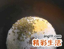 玉米渣怎么吃 玉米渣加绿豆大米一起熬粥简单又健康的早餐