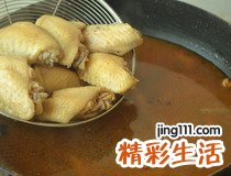 麻辣香锅鸡翅 在家简单做麻辣香锅鸡翅十分解馋