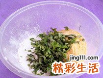 怎样做香菜玉米饼 煎香菜玉米饼调好面糊是关键