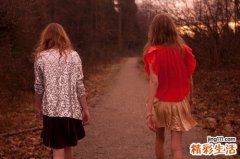 脊椎结核后突畸形可以并发哪些疾病？