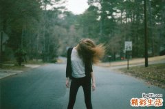 先天性髋关节外展挛缩和骨盆倾斜会引起哪些疾病？