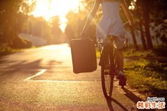 强迫性头位的诊断_强迫性头位的鉴别