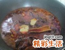 怎么做鸭脖 在家如何自制香辣鸭脖