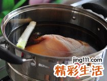 肘子猪蹄怎么做 7步做好香辣可口的肘子