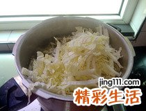 粉条汤做法图解 扇骨酸菜粉条汤怎么做