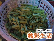 豆角怎么做好吃 豆角焖排骨简单的美味