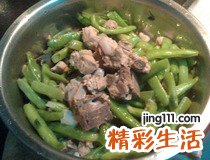豆角怎么做好吃 豆角焖排骨简单的美味