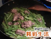 豆角怎么做好吃 豆角焖排骨简单的美味