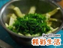 新鲜茴香怎么炒菜吃 茴香白豆干香辣下饭回味无穷