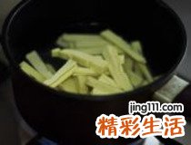 新鲜茴香怎么炒菜吃 茴香白豆干香辣下饭回味无穷