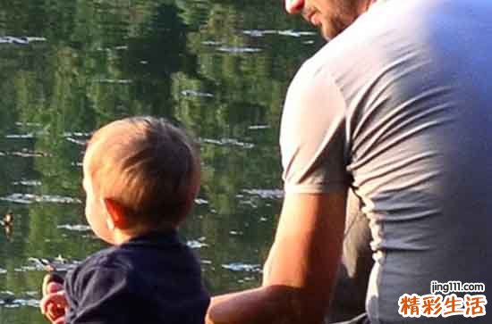 暖心祝福语:2024适合父亲节发朋友圈句子