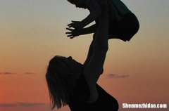 2024暖心母親節(jié)微信祝福語合集45條暖心到爆的短句母親節(jié)