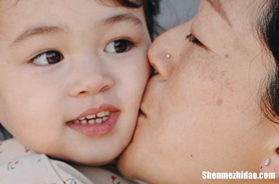 2024感人母親節(jié)QQ祝福語匯編40句母親節(jié)暖心短句