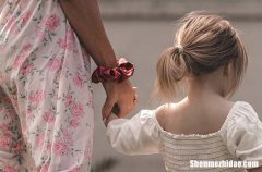 2024表達(dá)母親節(jié)快樂的祝福語微信摘錄27條母親節(jié)的最經(jīng)典金句