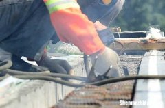 勞動(dòng)節(jié)搞笑微信2024五一勞動(dòng)節(jié)搞笑祝福語(yǔ)大全